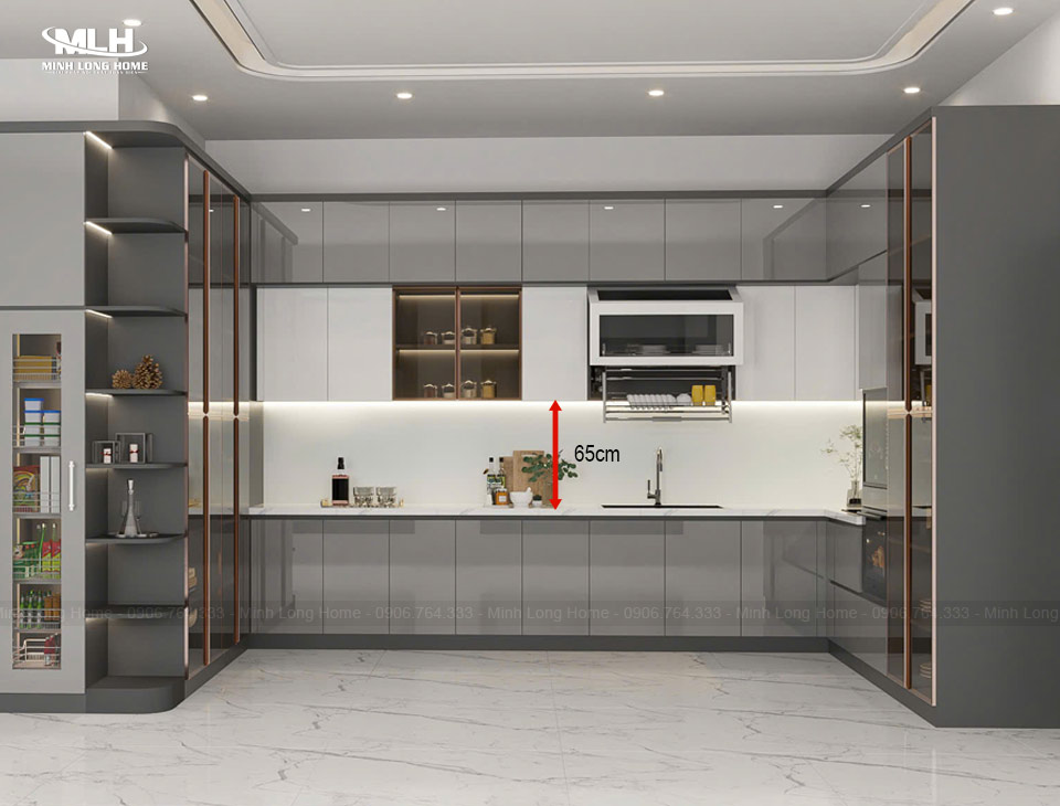 Kích thước tủ bếp tiêu chuẩn phù hợp với người Việt Khoảng cách giữa tủ bếp trên và tủ dưới lý tưởng là 65cm đồng bộ