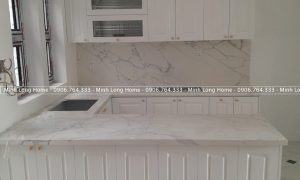 Tủ bếp màu trắng