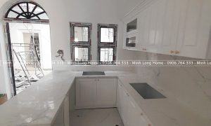 Tủ bếp màu trắng