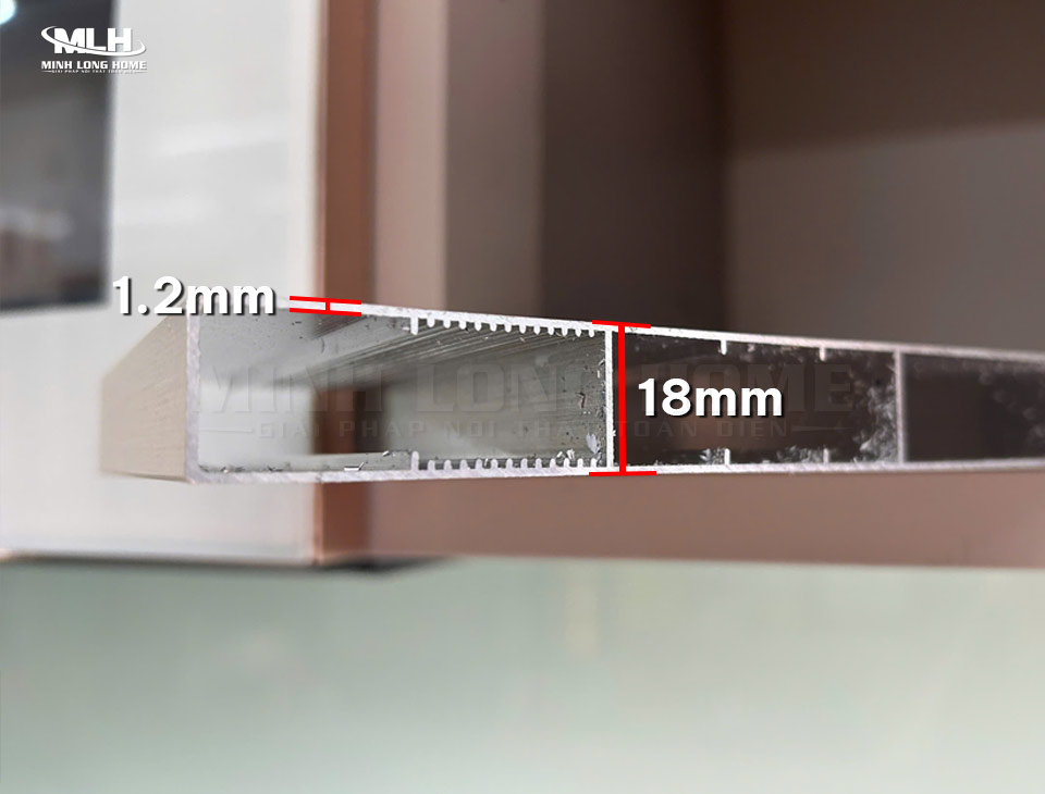 Tủ bếp hợp kim nhôm Ván làm tủ bếp hợp kim nhôm