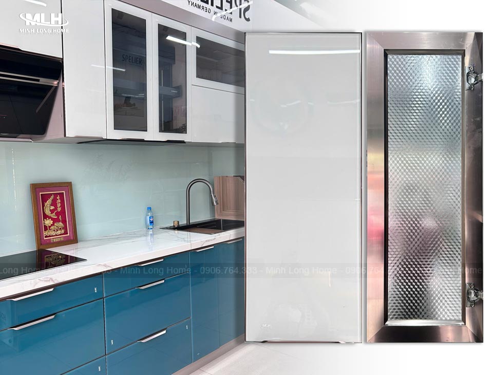 Báo giá tủ bếp Inox cánh kính cường lực 2025 Chi tiết cánh kính tủ bếp inox cánh kính