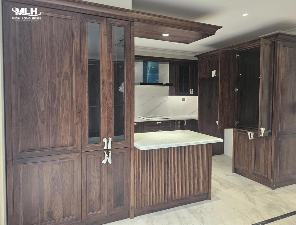Phân biệt gỗ tự nhiên thật và gỗ ghép Đơn vị chuyên thi công tủ bếp gỗ tự nhiên thật và gỗ ghép