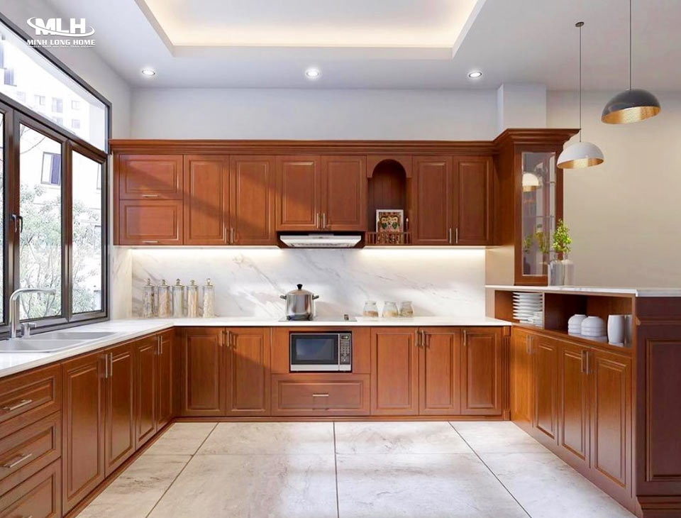 Các loại gỗ tự nhiên phổ biến làm tủ bếp: Sồi, Xoan Đào, Óc Chó, Căm Xe, Gõ Đỏ, Lim Gỗ gõ đỏ đỏ cam đẹp đẳng cấp mang lại giá trị lâu dài cho tủ bếp