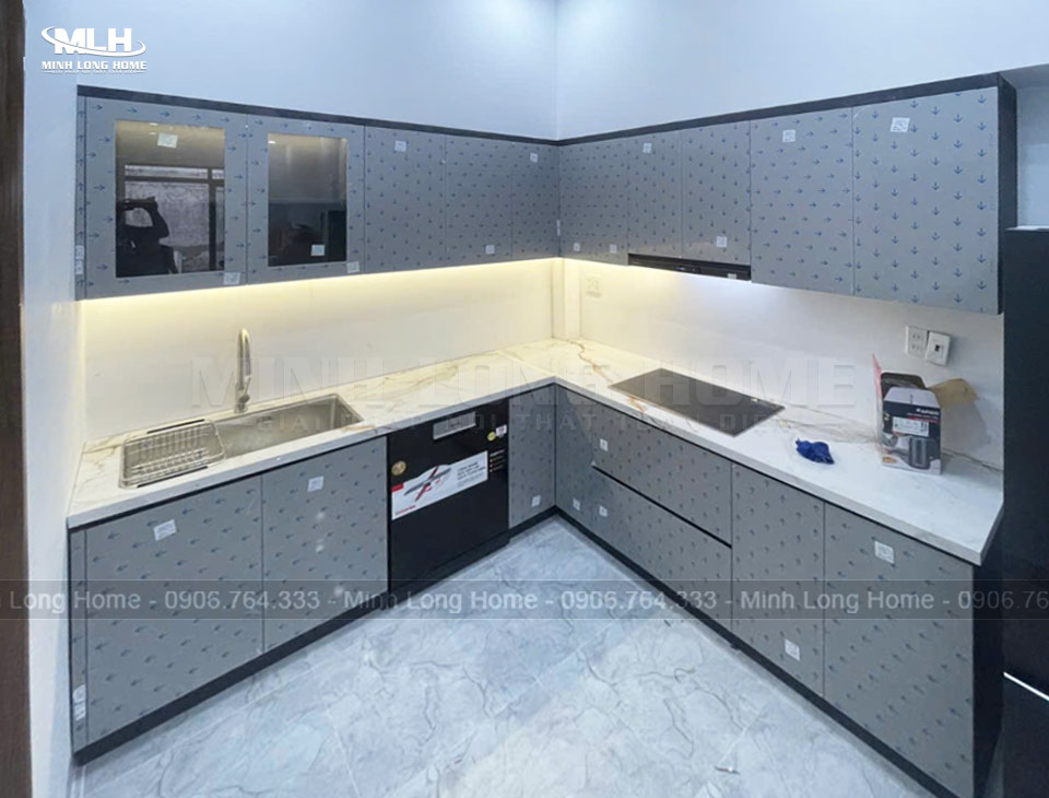 Dự án tủ bếp acrylic chị Hương 1